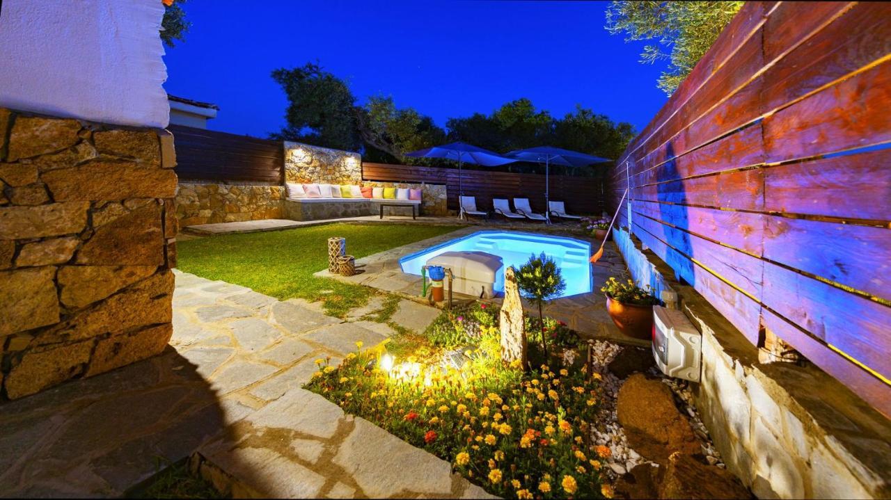 Salonikiou Beach Apartments & Villas Айос-Николаос Экстерьер фото