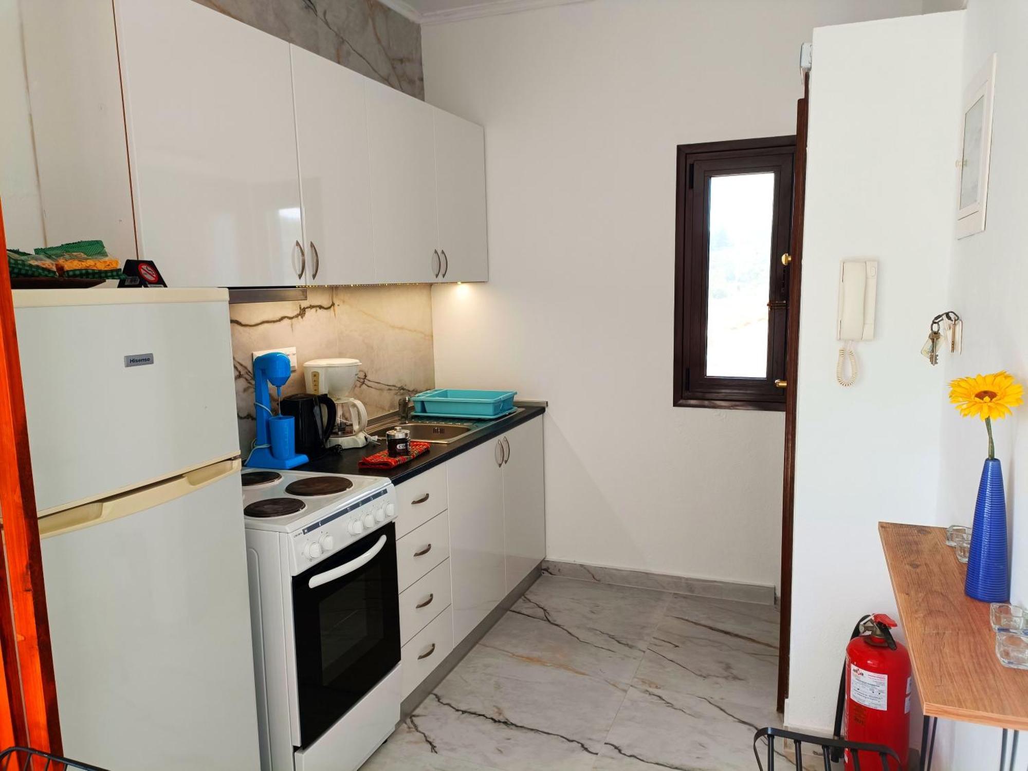 Salonikiou Beach Apartments & Villas Айос-Николаос Экстерьер фото