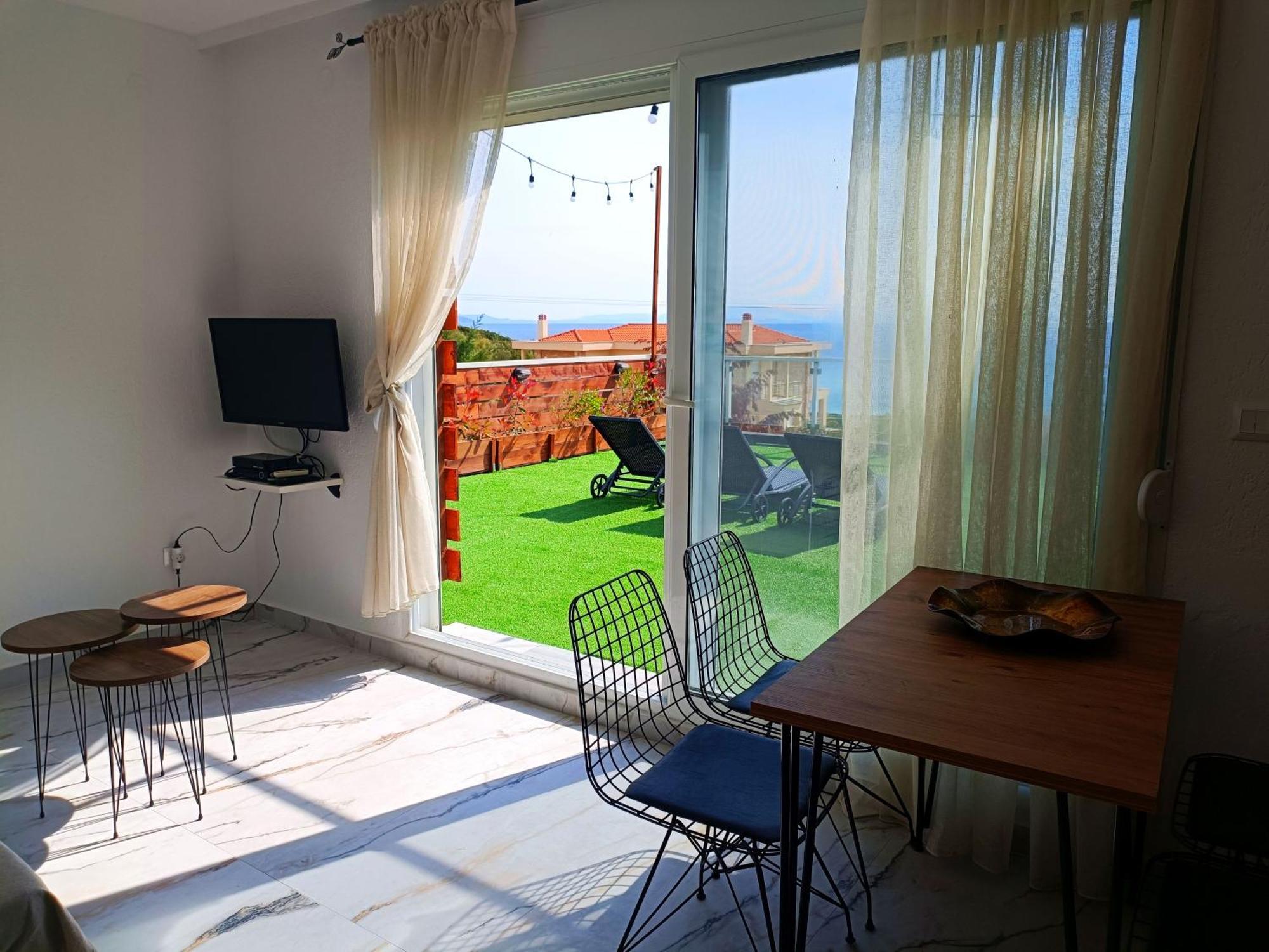 Salonikiou Beach Apartments & Villas Айос-Николаос Экстерьер фото