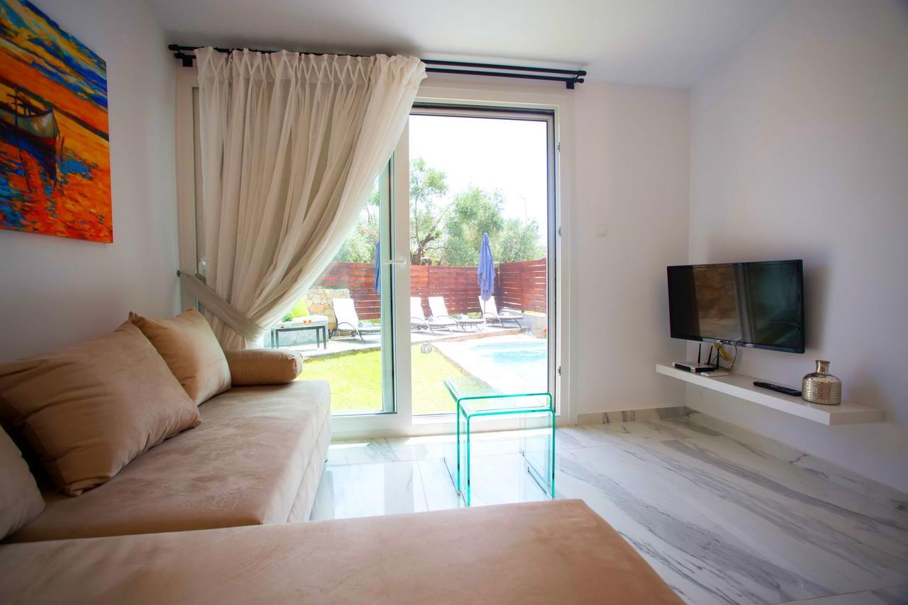 Salonikiou Beach Apartments & Villas Айос-Николаос Экстерьер фото